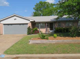 369 S 119th Ave E, Tulsa, OK 74128
