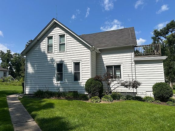 2nd image of 438 Ada St APT 1