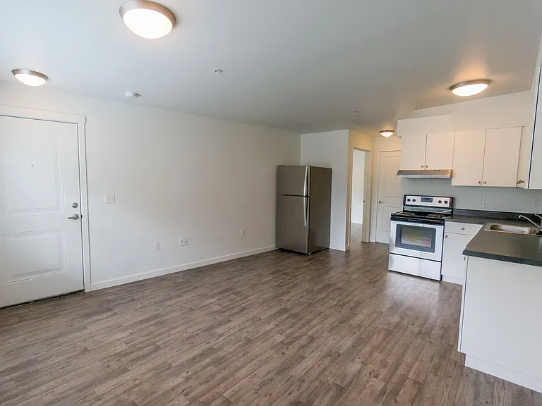 5624 SE 22nd Ave — Photo 8