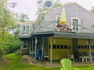 10 1st St, Charlestown, RI 02813