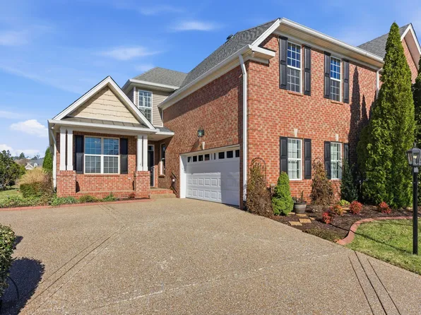 1310 Waxwing Dr, Hermitage, TN 37076