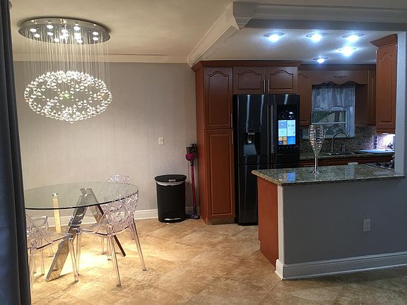 2nd image of 1221 SW 122nd Ave APT 203