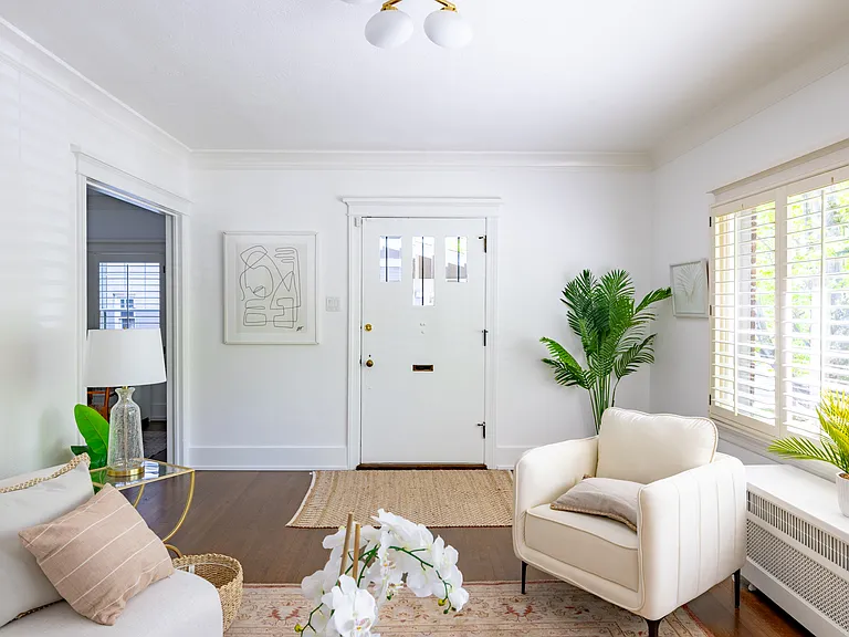 636 N Williams St — Photo 4