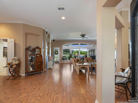3rd image of 29814 FAIRWAY VISTA DR