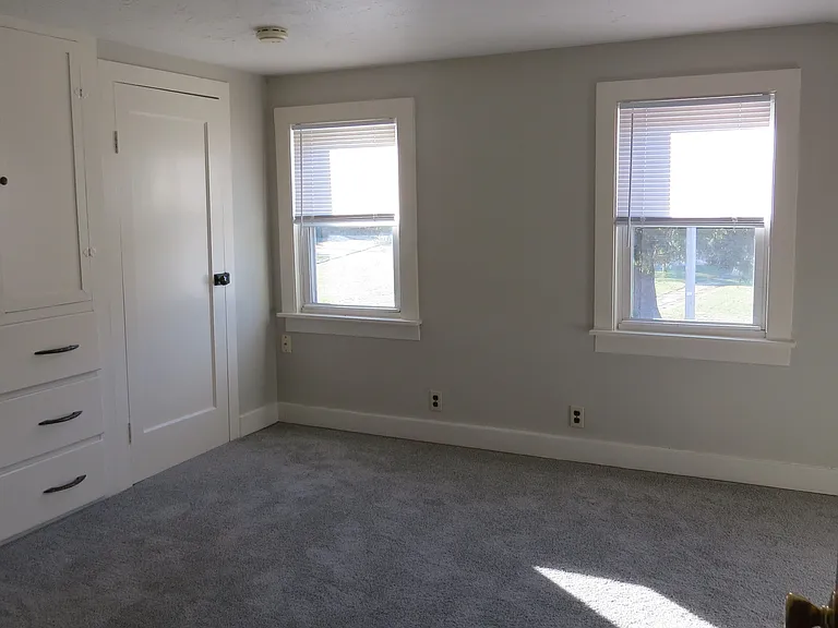 293 Tenney Ave — Photo 31