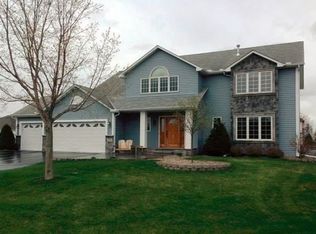 1901 Francis Ct, Shakopee, MN 55379