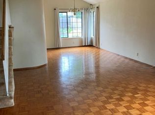 34 Cork Rd, Alameda, CA 94502