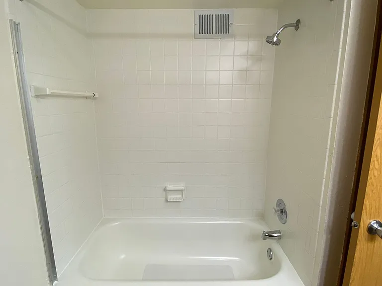 12235-12237 W Dearbourn Ave #12239 — Photo 18