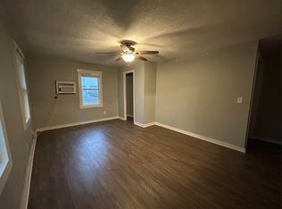 326 Locust St APT 4, Lawrence, KS 66044