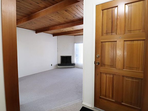5th image of 9527 151st Ave NW