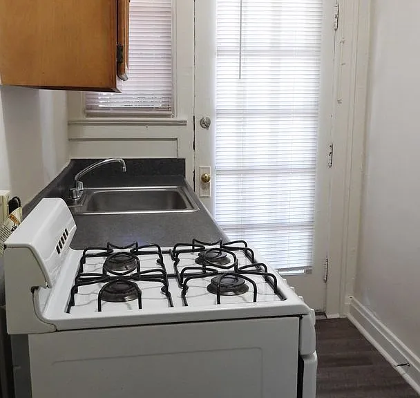 437-451 Rhoads Ave — Photo 18