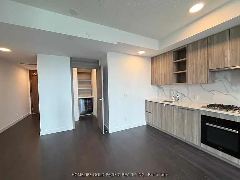 68 Esther Shiner Blvd #1016 — Photo 6