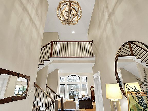 4th image of 2071 Eagle Trace Dr