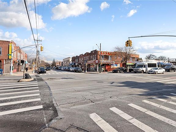 2nd image of 5003 Avenue M