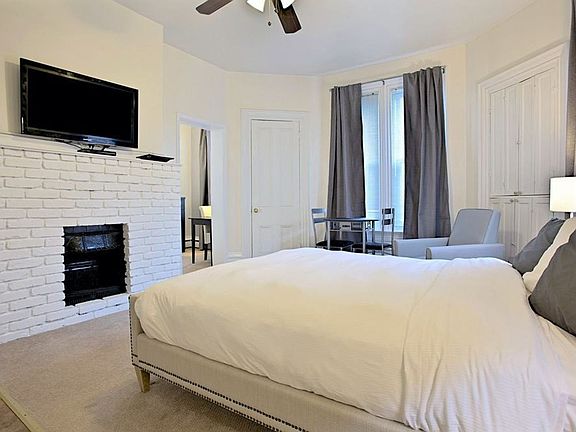 5th image of 423 S Highland Ave #S5