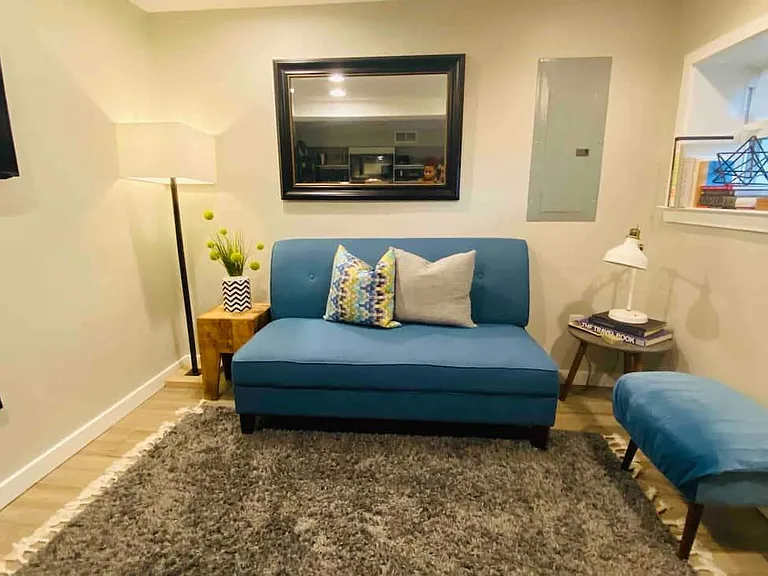 423 Columbia Rd NW #1 — Photo 2