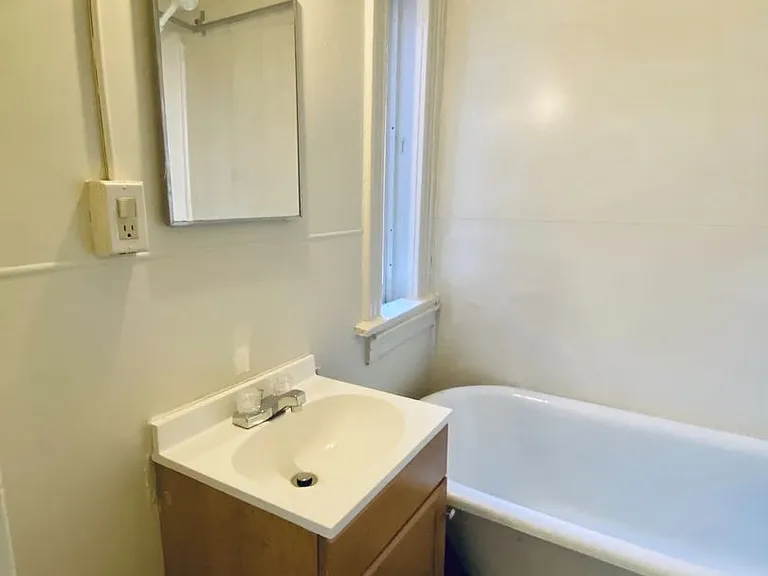3322 Ellwood Ave.* — Photo 14