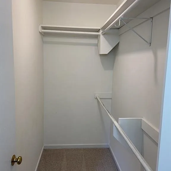 6415 Chenault Way — Photo 6