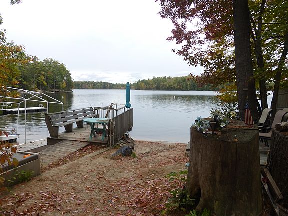 3rd image of 141 Lakewood Road
