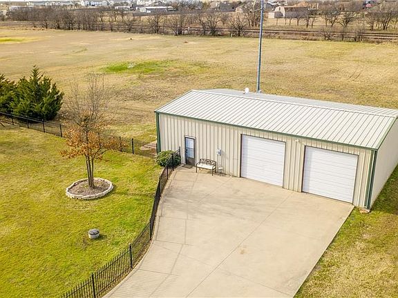 5th image of 13413 Willow Creek Dr