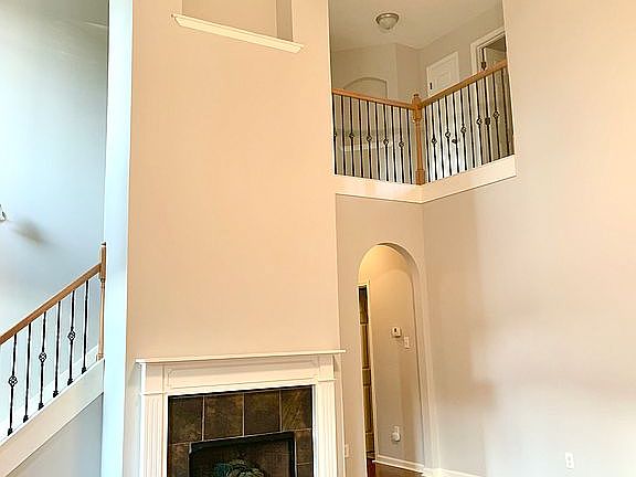 5th image of 1094 Averett Ln