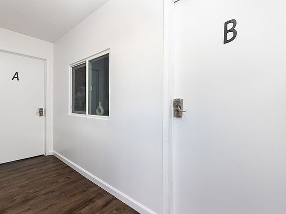 2nd image of 7000 Franklin Ave #7000A