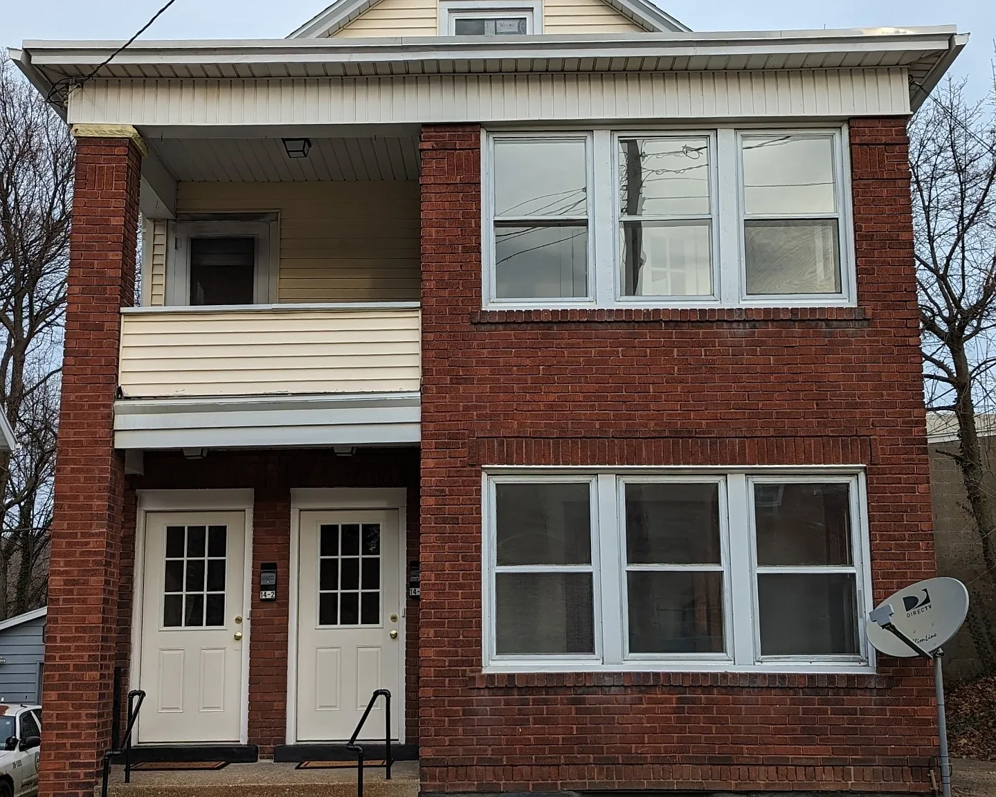 2 bed, 1012 sqft, $1,000 — Photo 1