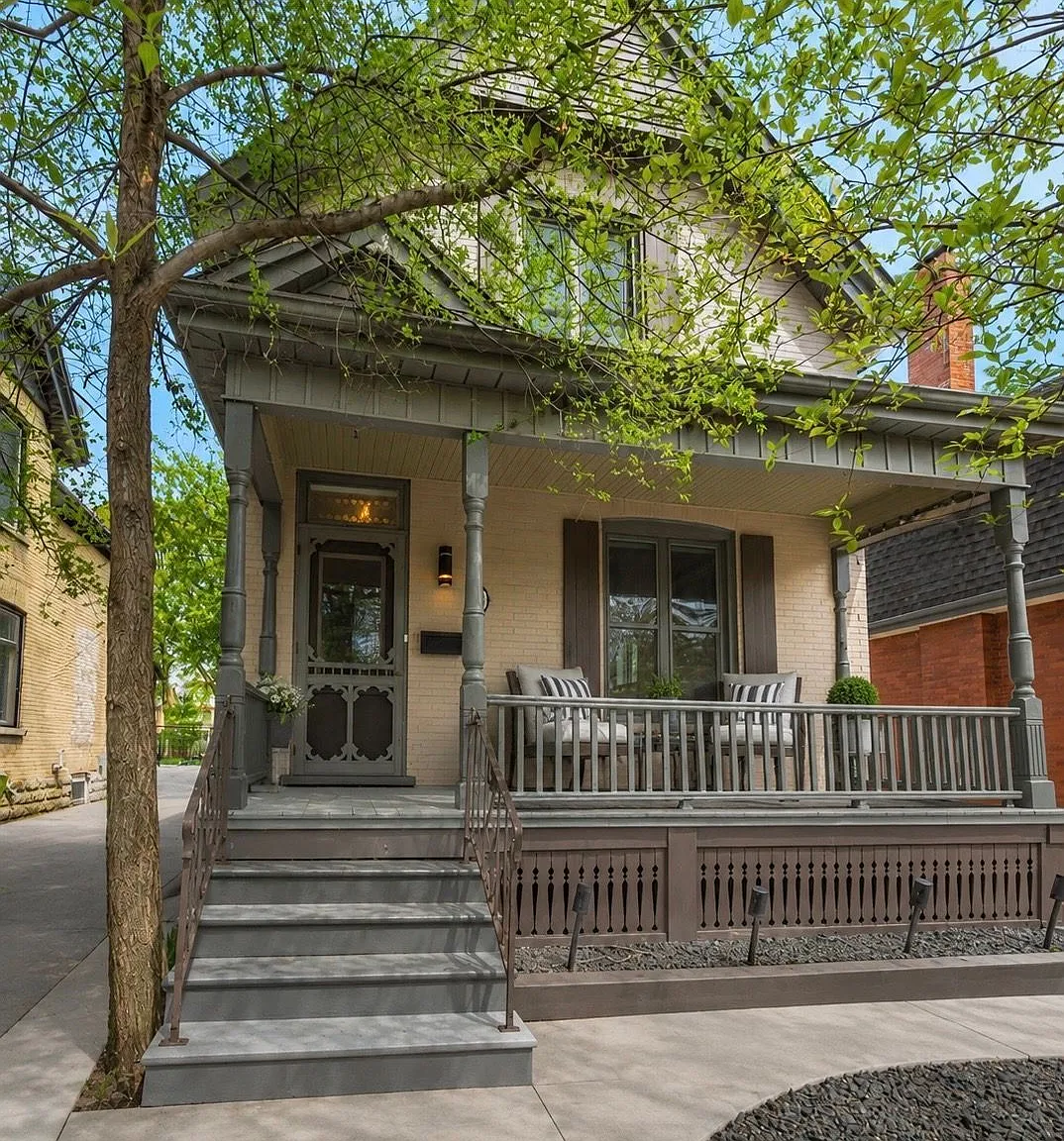 3 bed, $3,195 — Photo 1