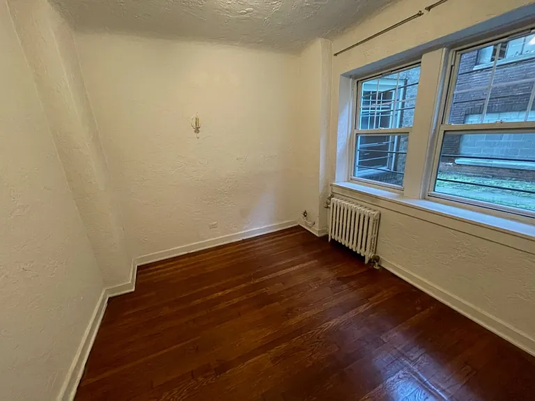 King Edward Annex Apartments — Photo 87