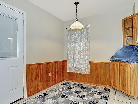 2nd image of 1379 County Road 2610