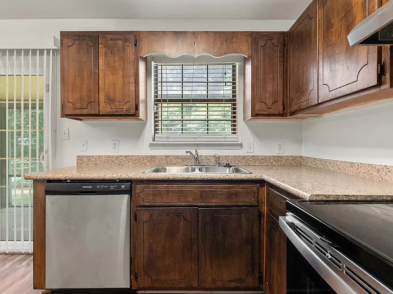 2434 Jolene Ln — Photo 19