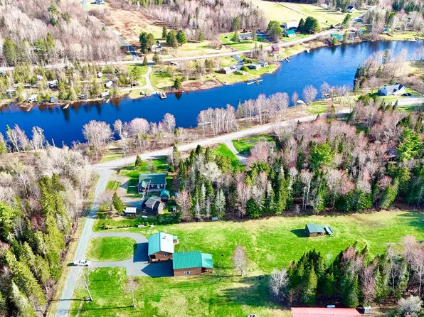 14 Mountain View Lane, Rockwood T1 R1 NBKP, ME 04478