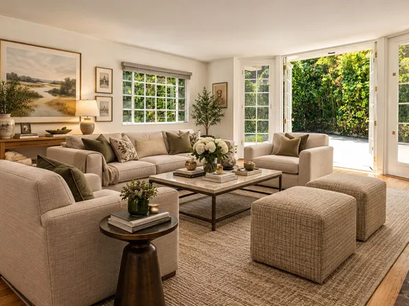 1041 Chantilly Rd, Los Angeles, CA 90077