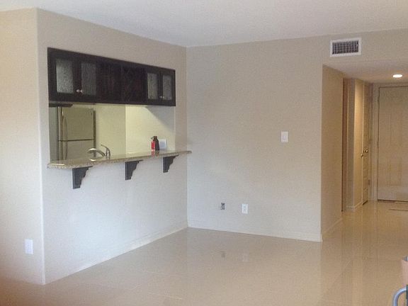 5th image of 2901 Central Blvd Unit 405