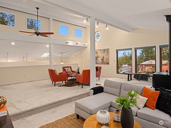 5th image of 4045 169th Avenue SE