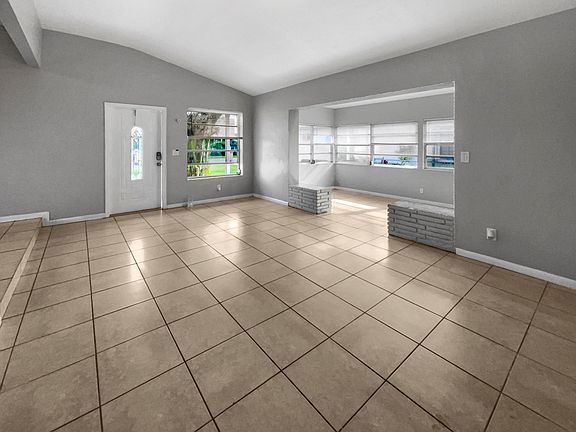 4th image of 2714 Plunkett Street
