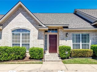 215 Fraternity Row, College Station, TX 77845