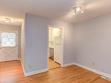 205 Sunrise Ln #D-1 — Photo 3