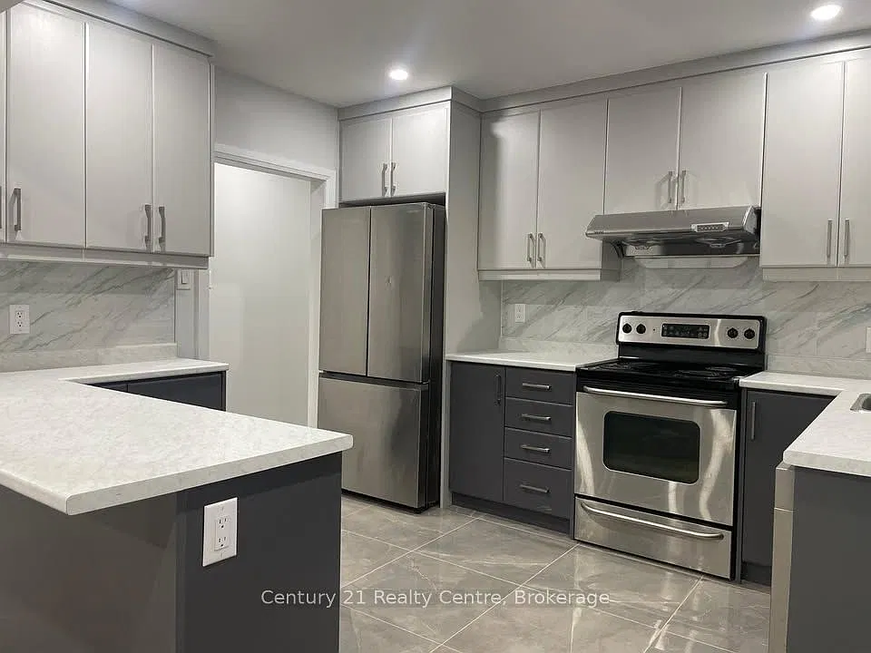 3 bed, $2,450 — Photo 3