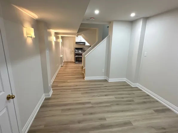 10 Ancon Rd #Basement, Vaughan, ON L4H 2B1