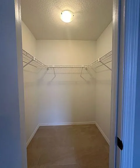 611 E Coast Ave #B — Photo 5
