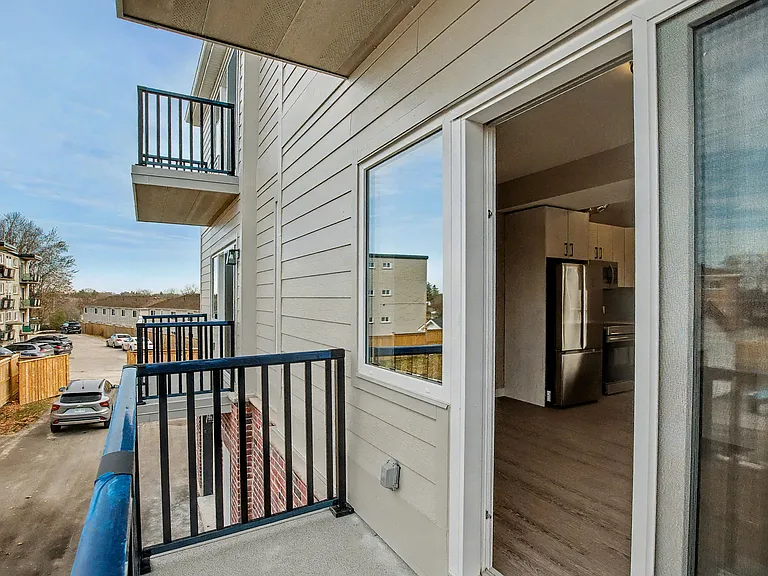 172 Kehl St #1 — Photo 29