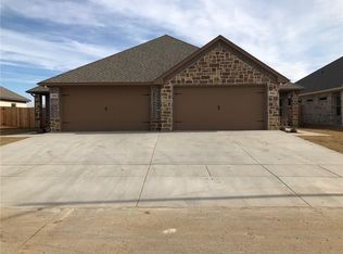 4904 Opal Ct, Granbury, TX 76049