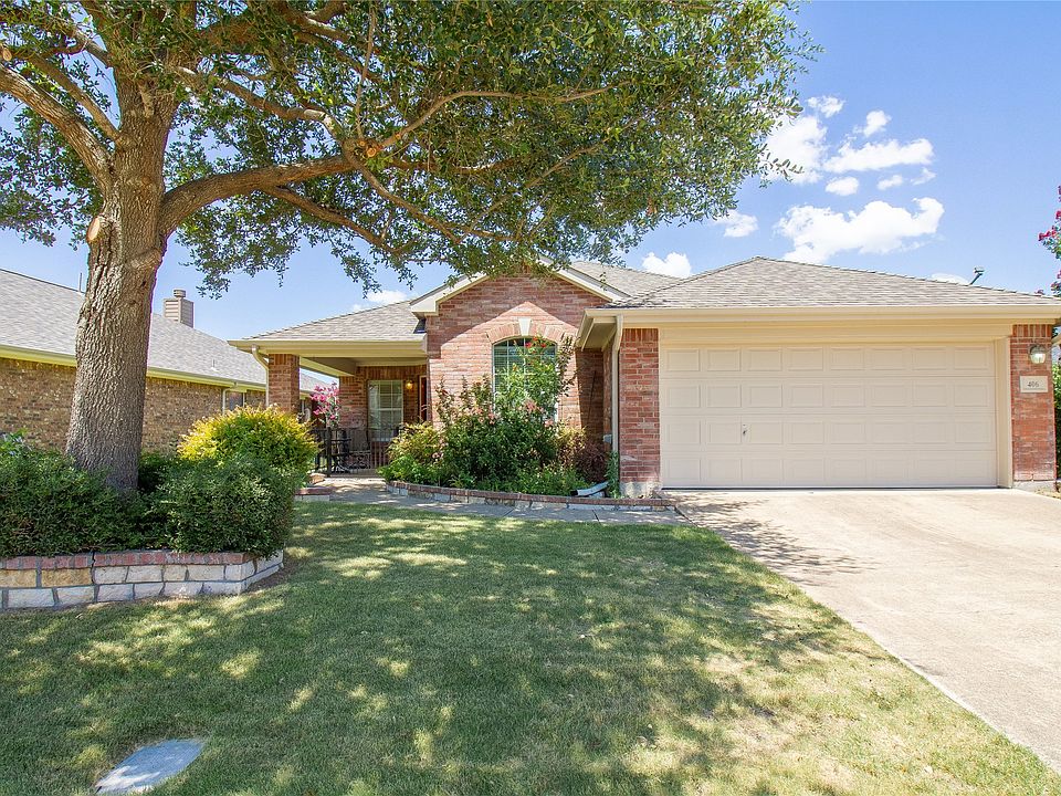 1st image of 406 Hackberry Dr