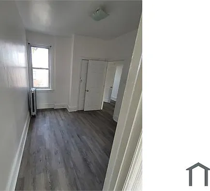 3824 N 8th St — Photo 8