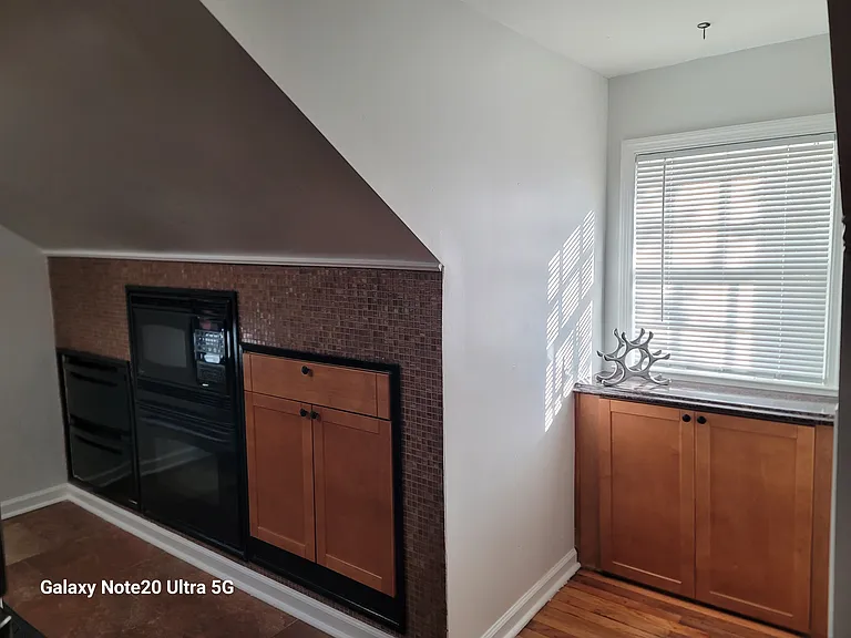 2137 Madison Ave #2137 MADISON AVE — Photo 5