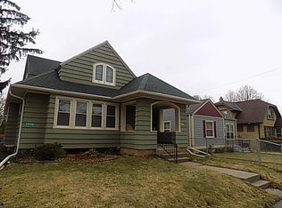 4371 N 15th St #A, Milwaukee, WI 53209