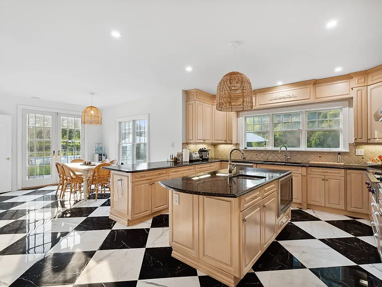 15 Parrish Pond Ln — Photo 11
