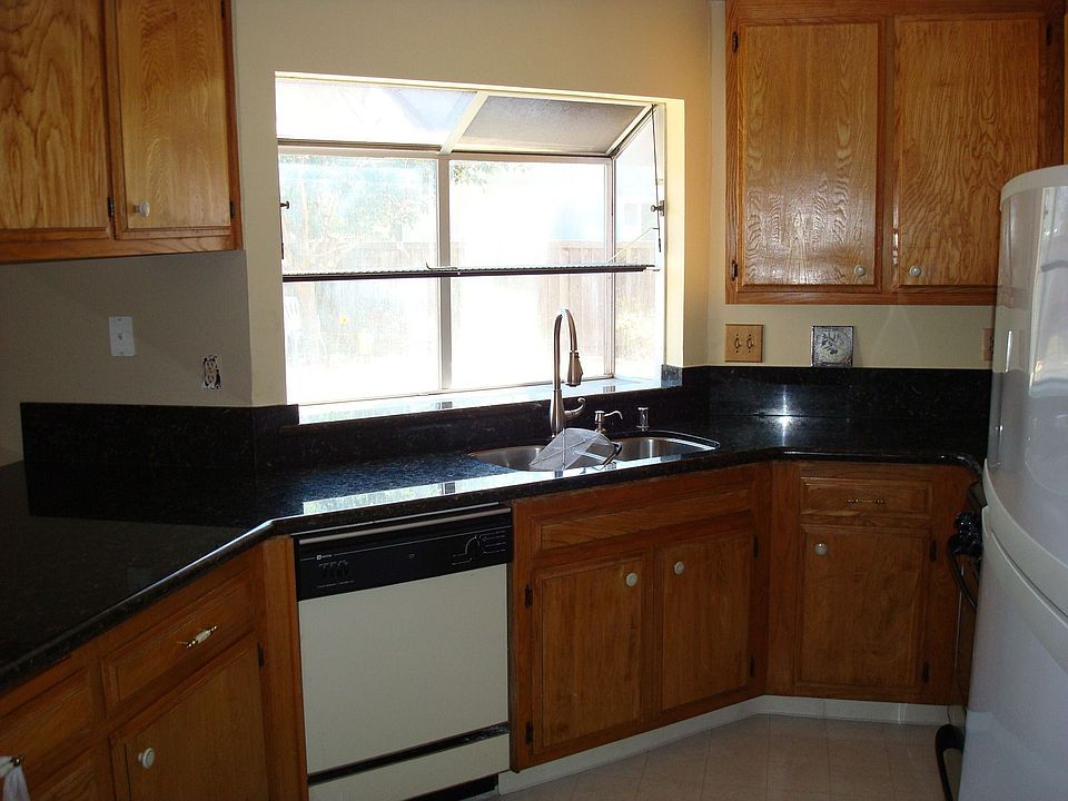 2nd image of 2203 Jacqueline Dr