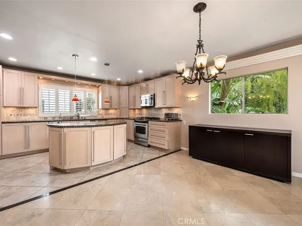 4930 McConnell Ave, Los Angeles, CA 90066